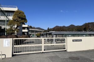 青梅市立西中学校